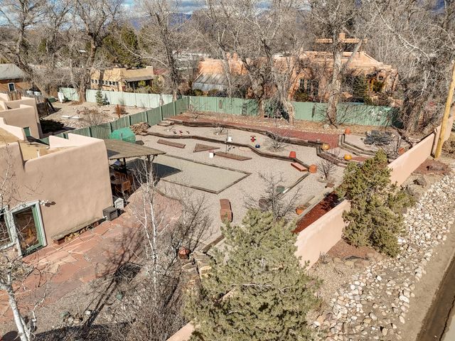 525 La Lomita Road H, Taos, NM 87571