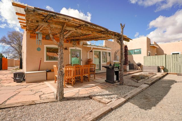 525 La Lomita Road H, Taos, NM 87571