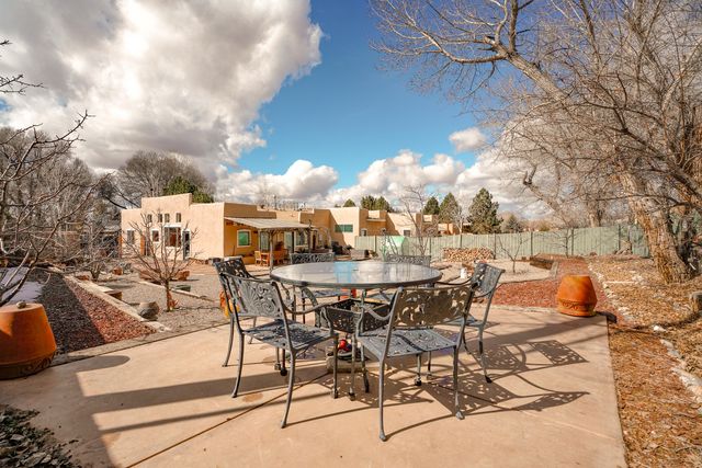 525 La Lomita Road H, Taos, NM 87571