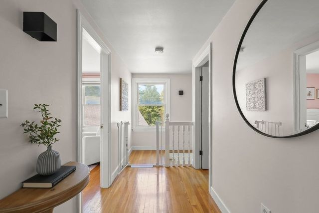 2 Pine Needle Ln, Plymouth, MA 02360