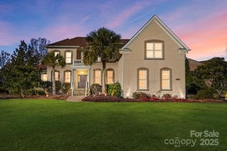 701 Wild Berry Court, Waxhaw, NC 28173