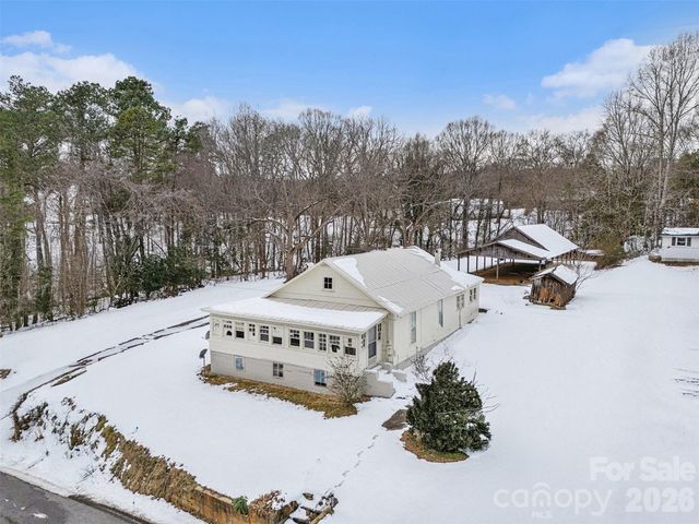 540 S Halifax Street, Mount Pleasant, NC 28124