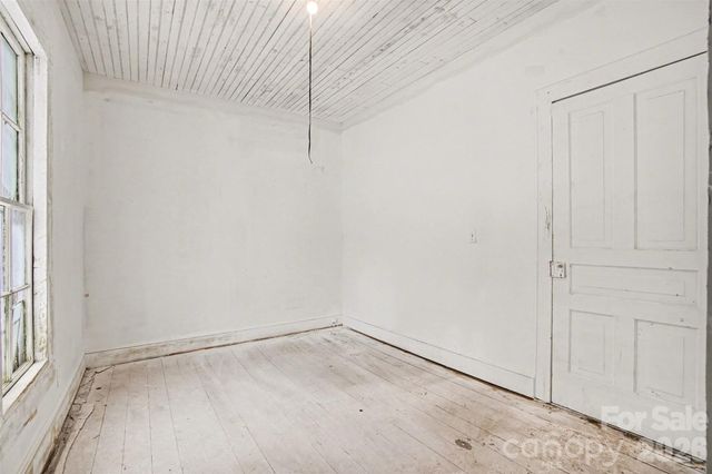 540 S Halifax Street, Mount Pleasant, NC 28124