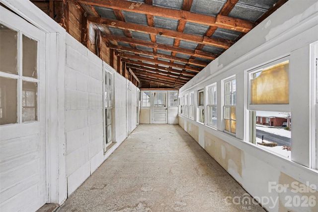 540 S Halifax Street, Mount Pleasant, NC 28124