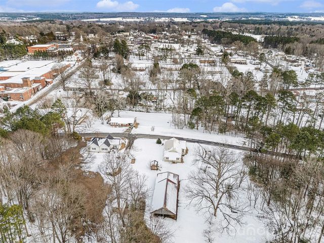 540 S Halifax Street, Mount Pleasant, NC 28124