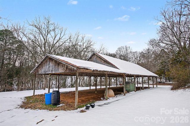 540 S Halifax Street, Mount Pleasant, NC 28124