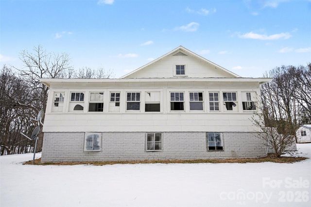 540 S Halifax Street, Mount Pleasant, NC 28124