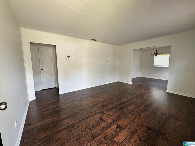 1301 SLOAN AVENUE, Tarrant, AL 35217