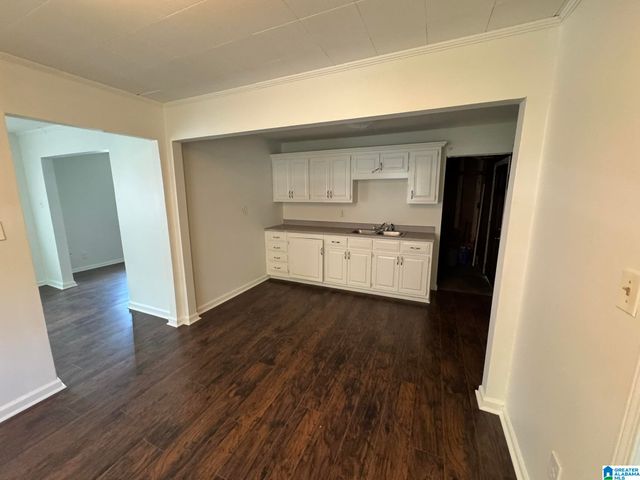 1301 SLOAN AVENUE, Tarrant, AL 35217
