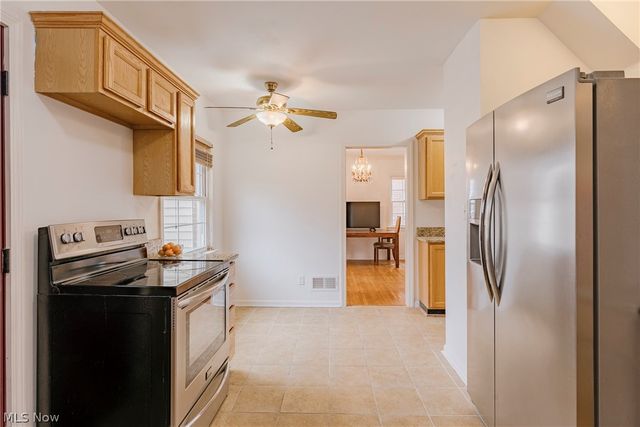 19615 Scottsdale Boulevard, Shaker Heights, OH 44122