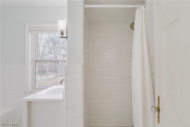 19615 Scottsdale Boulevard, Shaker Heights, OH 44122