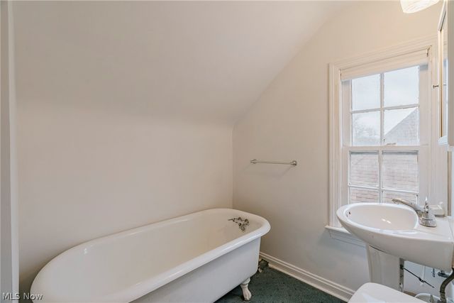 19615 Scottsdale Boulevard, Shaker Heights, OH 44122