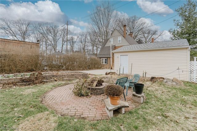 19615 Scottsdale Boulevard, Shaker Heights, OH 44122