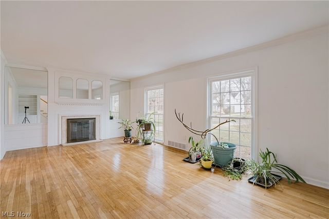 19615 Scottsdale Boulevard, Shaker Heights, OH 44122