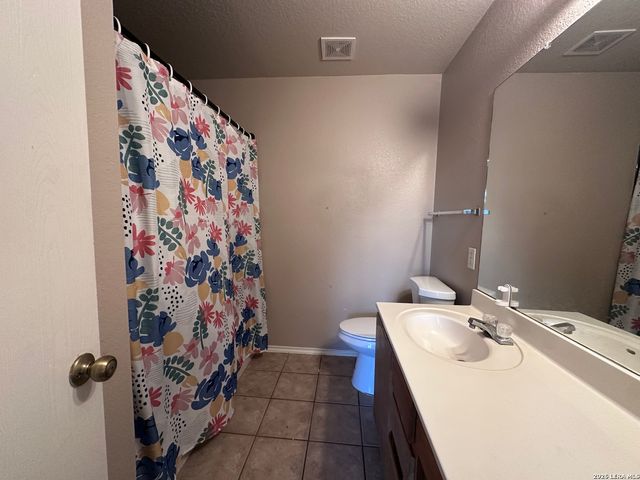 8919 DAKOTA RUN, Converse, TX 78109