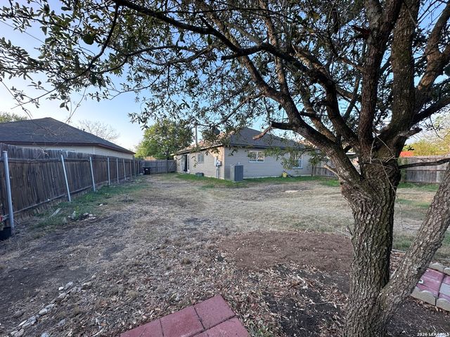 8919 DAKOTA RUN, Converse, TX 78109