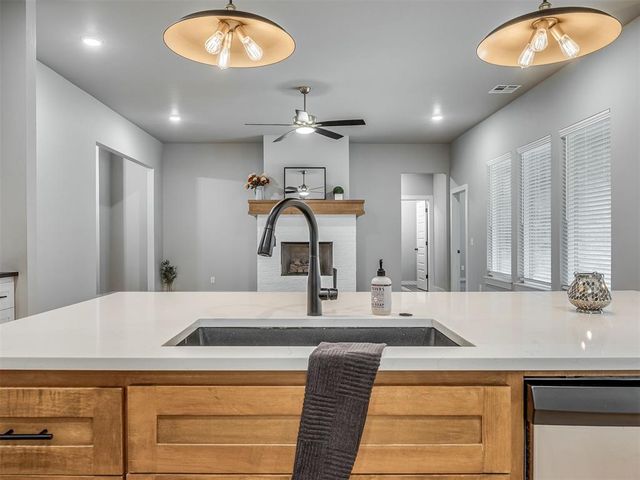 9209 NW 84th Terrace, Yukon, OK 73099