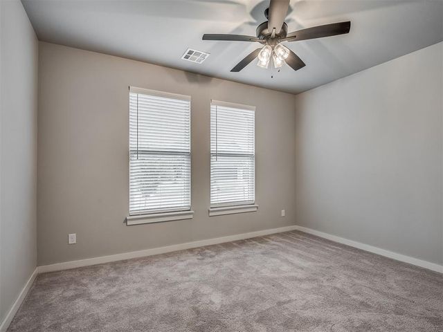 9209 NW 84th Terrace, Yukon, OK 73099