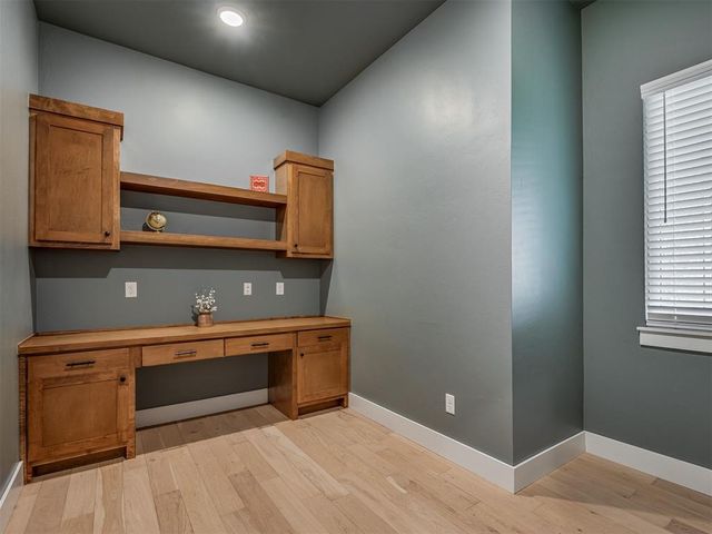 9209 NW 84th Terrace, Yukon, OK 73099