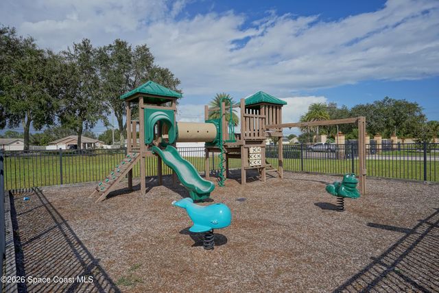 436 Great Falls Lane SW, Palm Bay, FL 32908