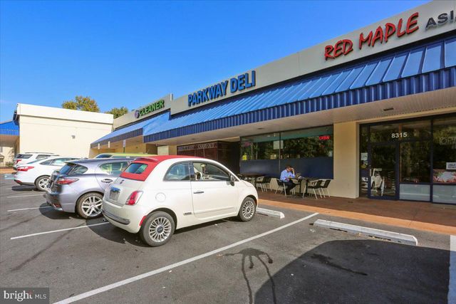 5401 AMBERWOOD LN, Rockville, MD 20853