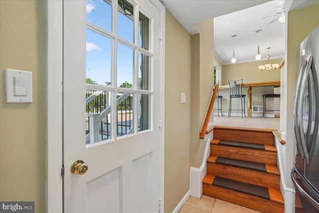 5401 AMBERWOOD LN, Rockville, MD 20853