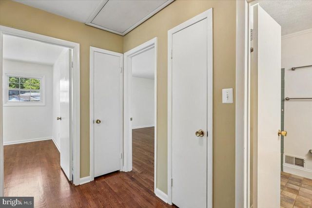 5401 AMBERWOOD LN, Rockville, MD 20853