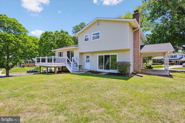 5401 AMBERWOOD LN, Rockville, MD 20853