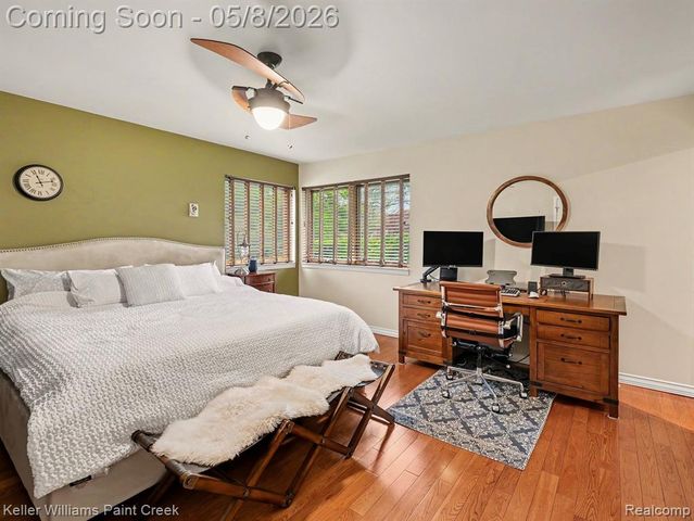 1949 Canary Court, Troy, MI 48084