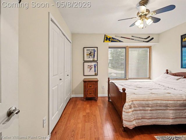 1949 Canary Court, Troy, MI 48084