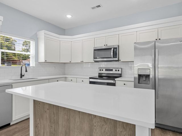 5 S Howard Street, Inman, SC 29349