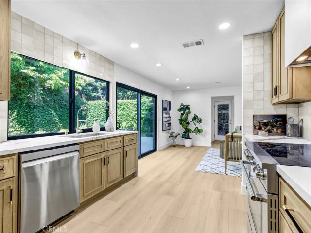 10091 Edye Drive, Huntington Beach, CA 92646