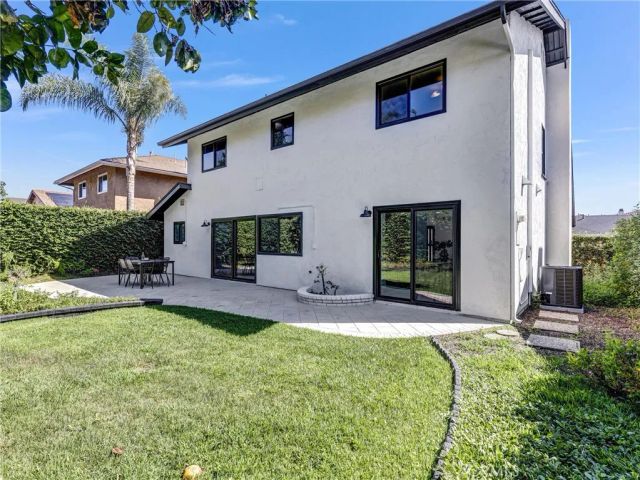 10091 Edye Drive, Huntington Beach, CA 92646