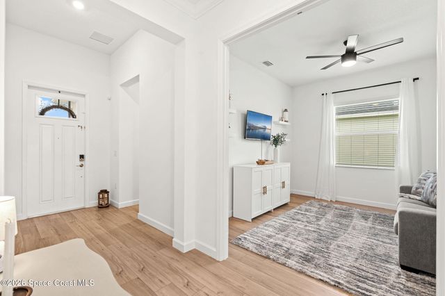 1029 Cavailian Place NW, Palm Bay, FL 32907