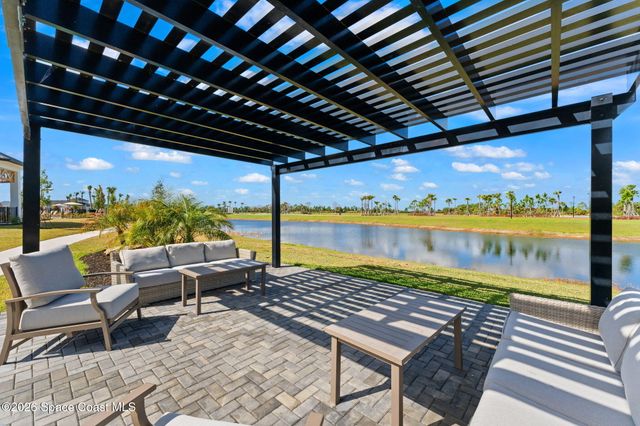 1029 Cavailian Place NW, Palm Bay, FL 32907