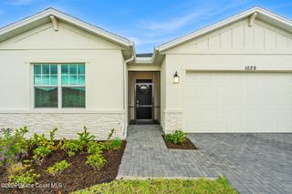 1029 Cavailian Place NW, Palm Bay, FL 32907