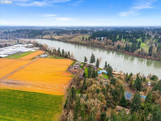 30475 Sw RIVERWOOD Dr, West Linn, OR 97068
