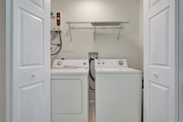 131 NE 51st Street, Oakland Park, FL 33334