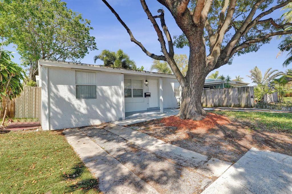 131 NE 51st Street, Oakland Park, FL 33334
