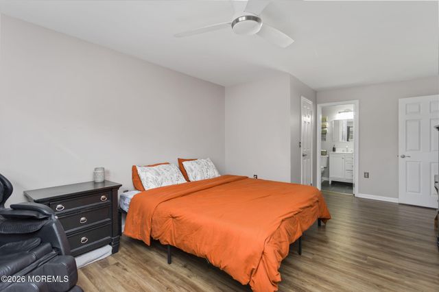 208 Owls Nest Court, Jackson, NJ 08527