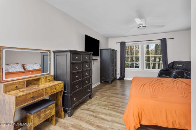 208 Owls Nest Court, Jackson, NJ 08527