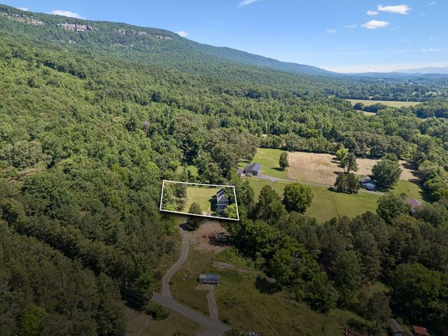 280 Hillside Road, Whitwell, TN 37397