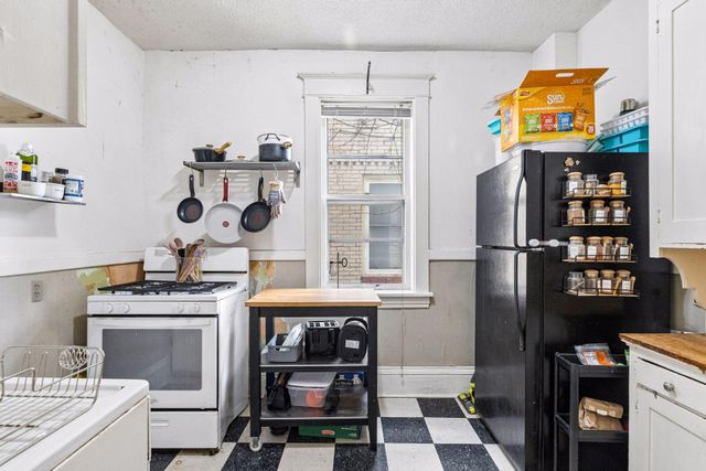724 Hague Avenue, Saint Paul, MN 55104