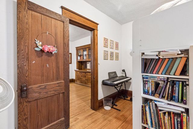 724 Hague Avenue, Saint Paul, MN 55104