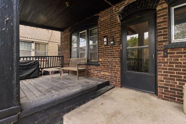 724 Hague Avenue, Saint Paul, MN 55104