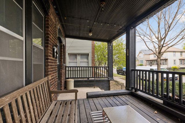 724 Hague Avenue, Saint Paul, MN 55104