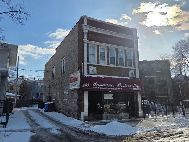 7547 N Rogers Avenue, Chicago, IL 60626