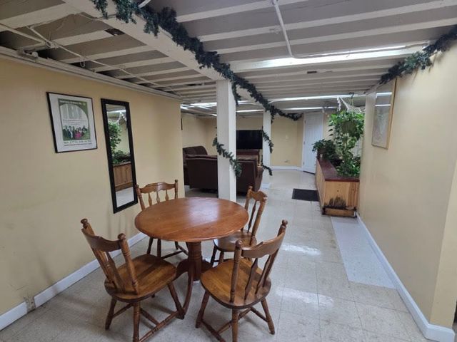 7547 N Rogers Avenue, Chicago, IL 60626