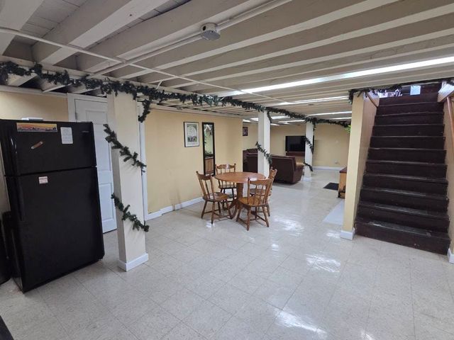 7547 N Rogers Avenue, Chicago, IL 60626