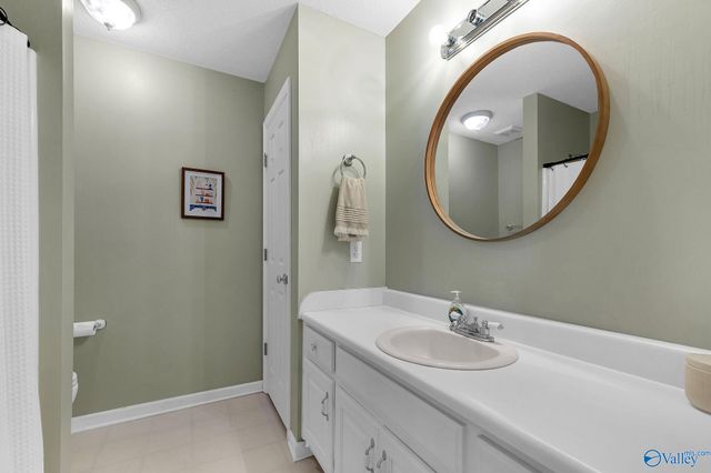 1512 SW Forestview Drive, Decatur, AL 35603